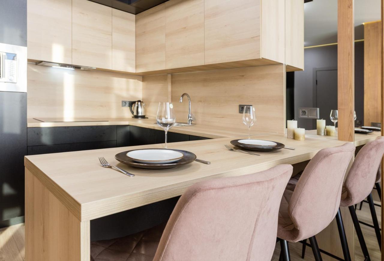 Fayna Town - Loft Black - Nyvky Киев Экстерьер фото