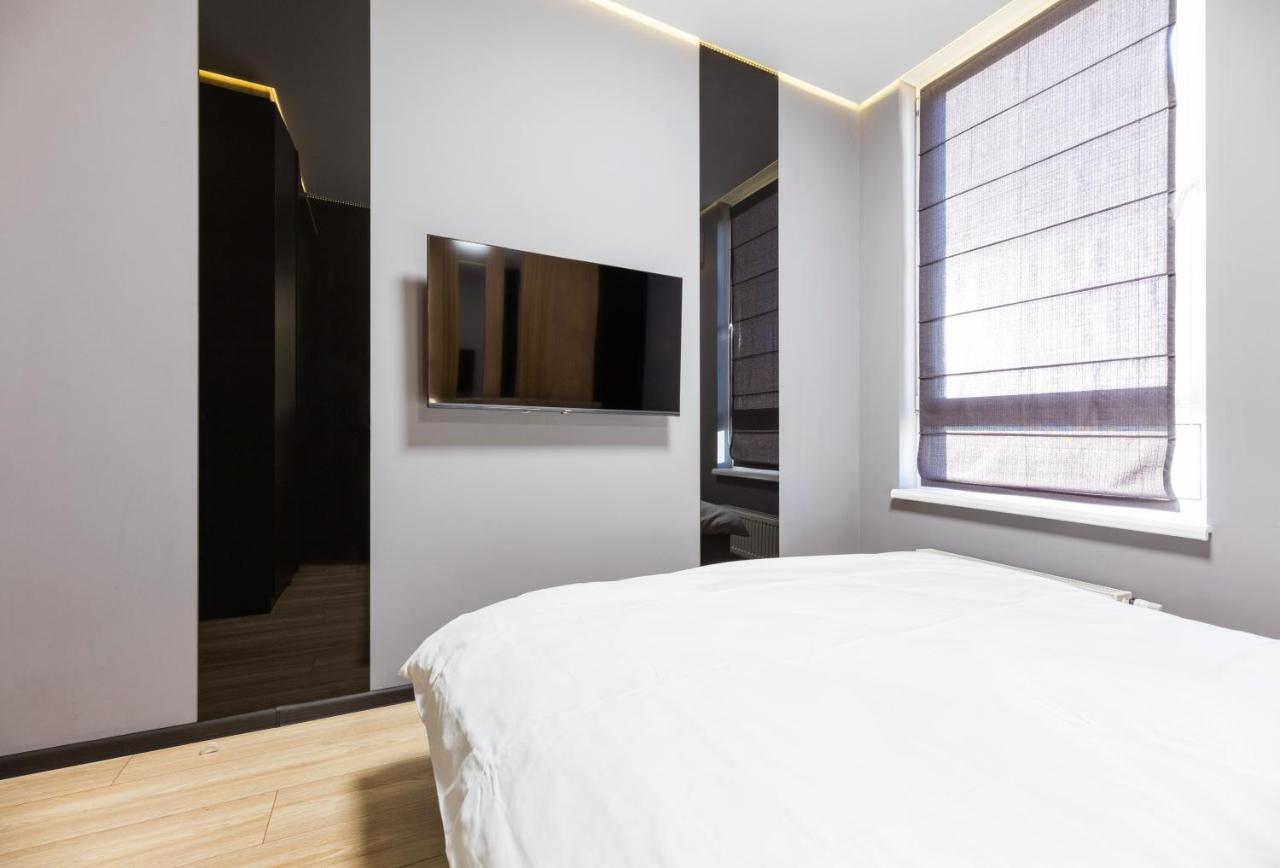 Fayna Town - Loft Black - Nyvky Киев Экстерьер фото